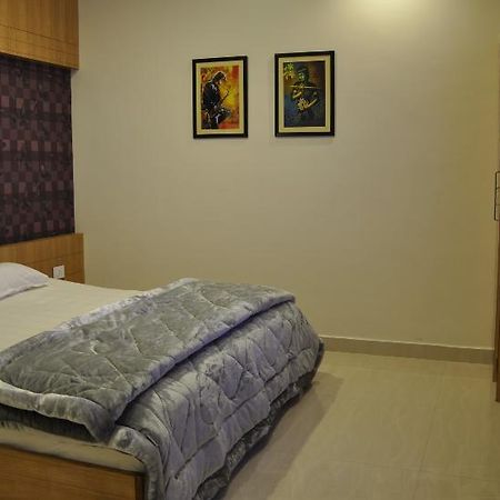 Hotel Athidi Grand Visakhapatnam Dış mekan fotoğraf