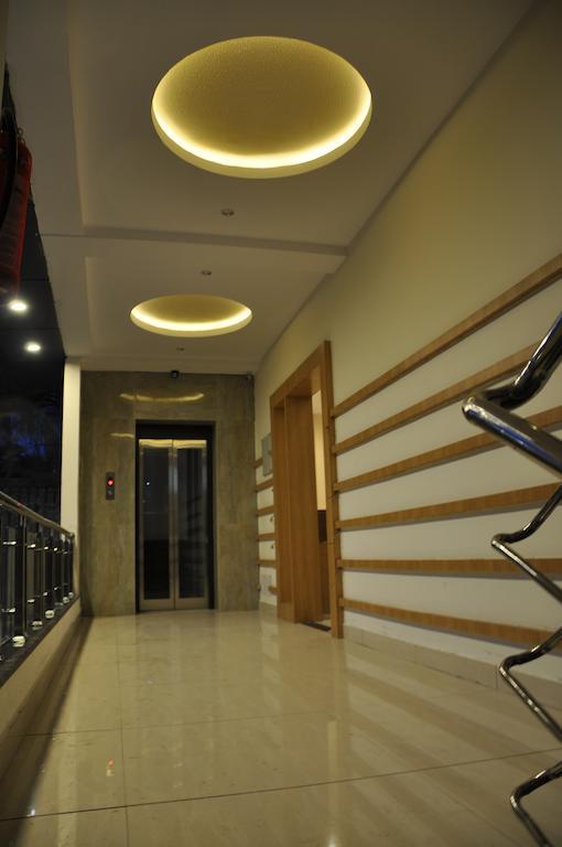 Hotel Athidi Grand Visakhapatnam Oda fotoğraf