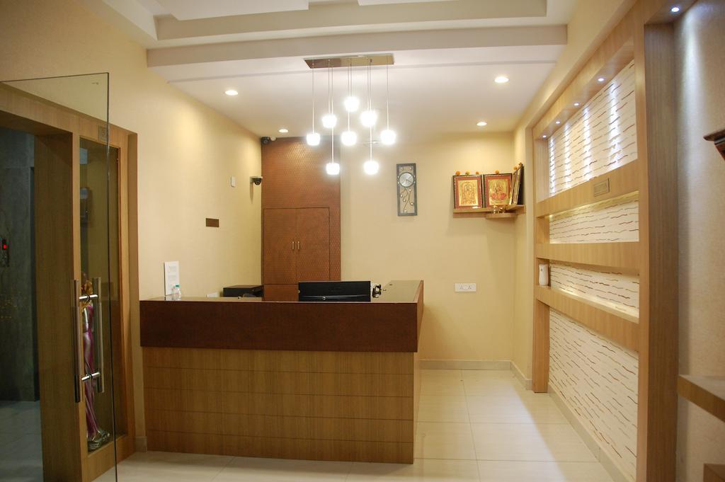 Hotel Athidi Grand Visakhapatnam Oda fotoğraf