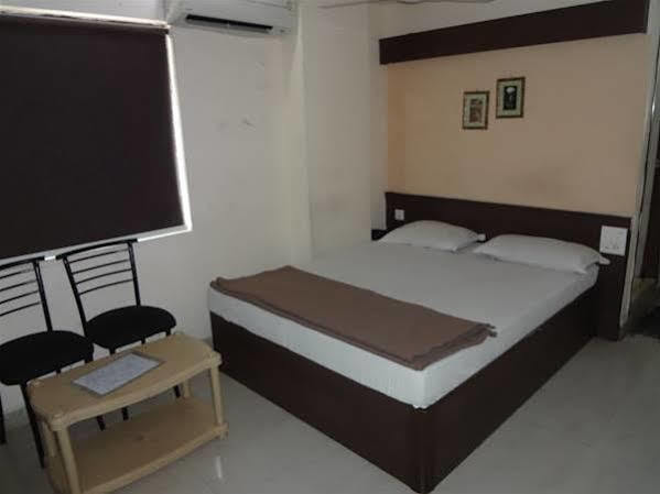 Hotel Athidi Grand Visakhapatnam Dış mekan fotoğraf